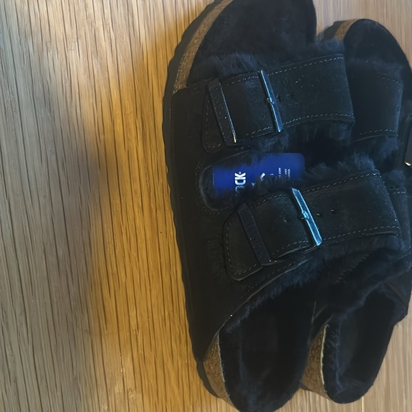 NEW IN BOX  Arizona Shearling Birkenstocks - Picture 4 of 10
